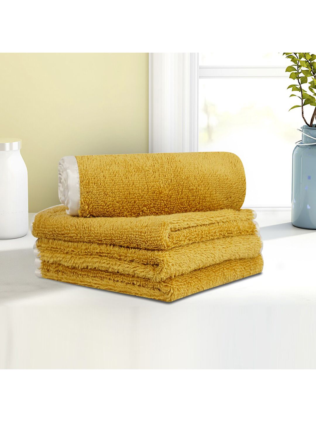 LUSH & BEYOND Set Of 4 Pure Cotton 500 GSM Face Towels Price in India