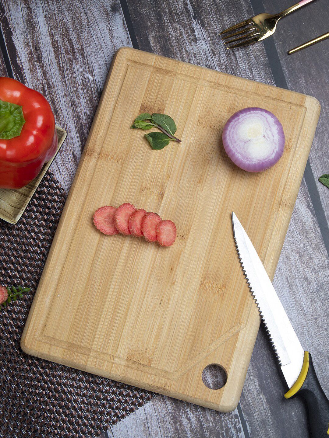 MARKET99 Brown Solid Wooden Chopping Board Price in India