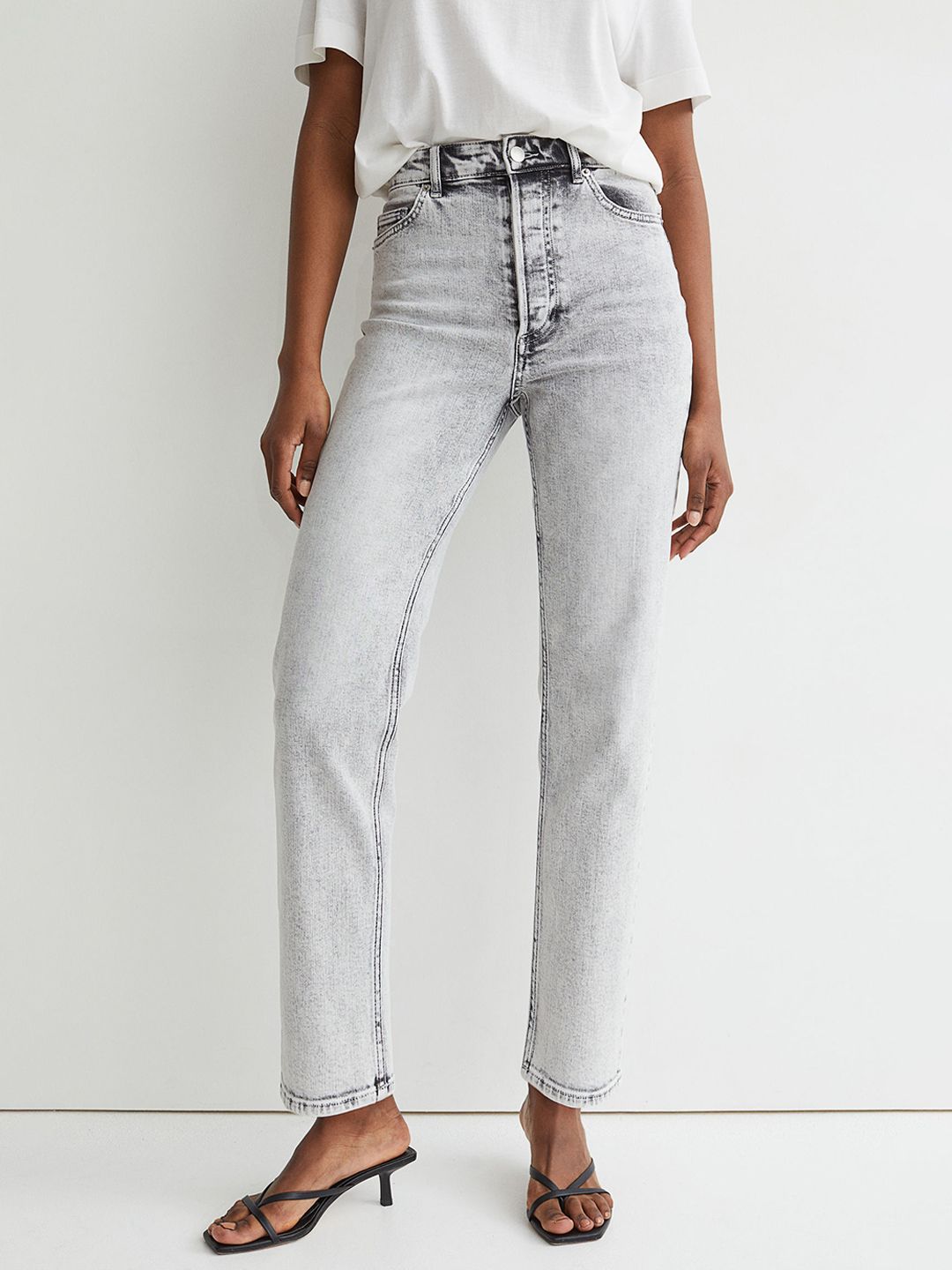 H&M Women Grey Solid Slim Mom Ankle Jeans Price in India
