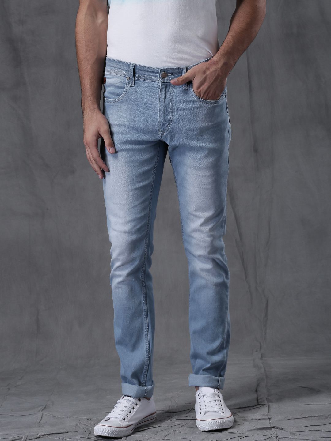 WROGN Men Blue Slim Fit Mid-Rise Jeans