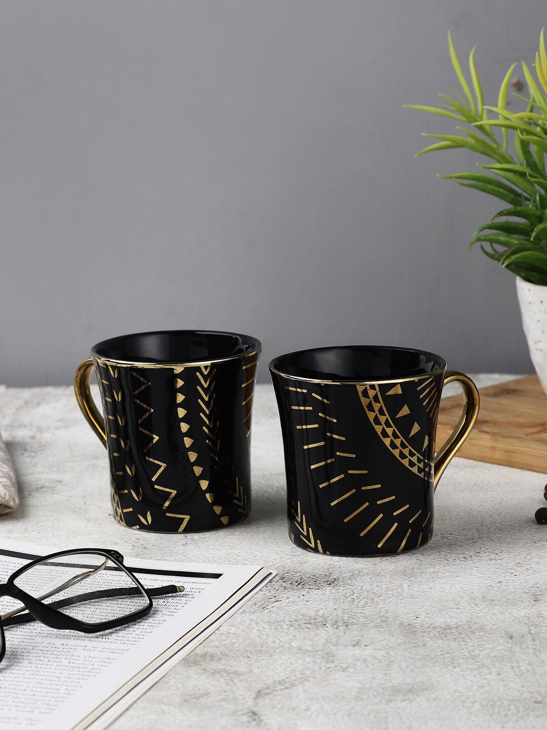 OddCroft Set of 2 Black & Beige Geometric Printed Ceramic Glossy Cups Price in India