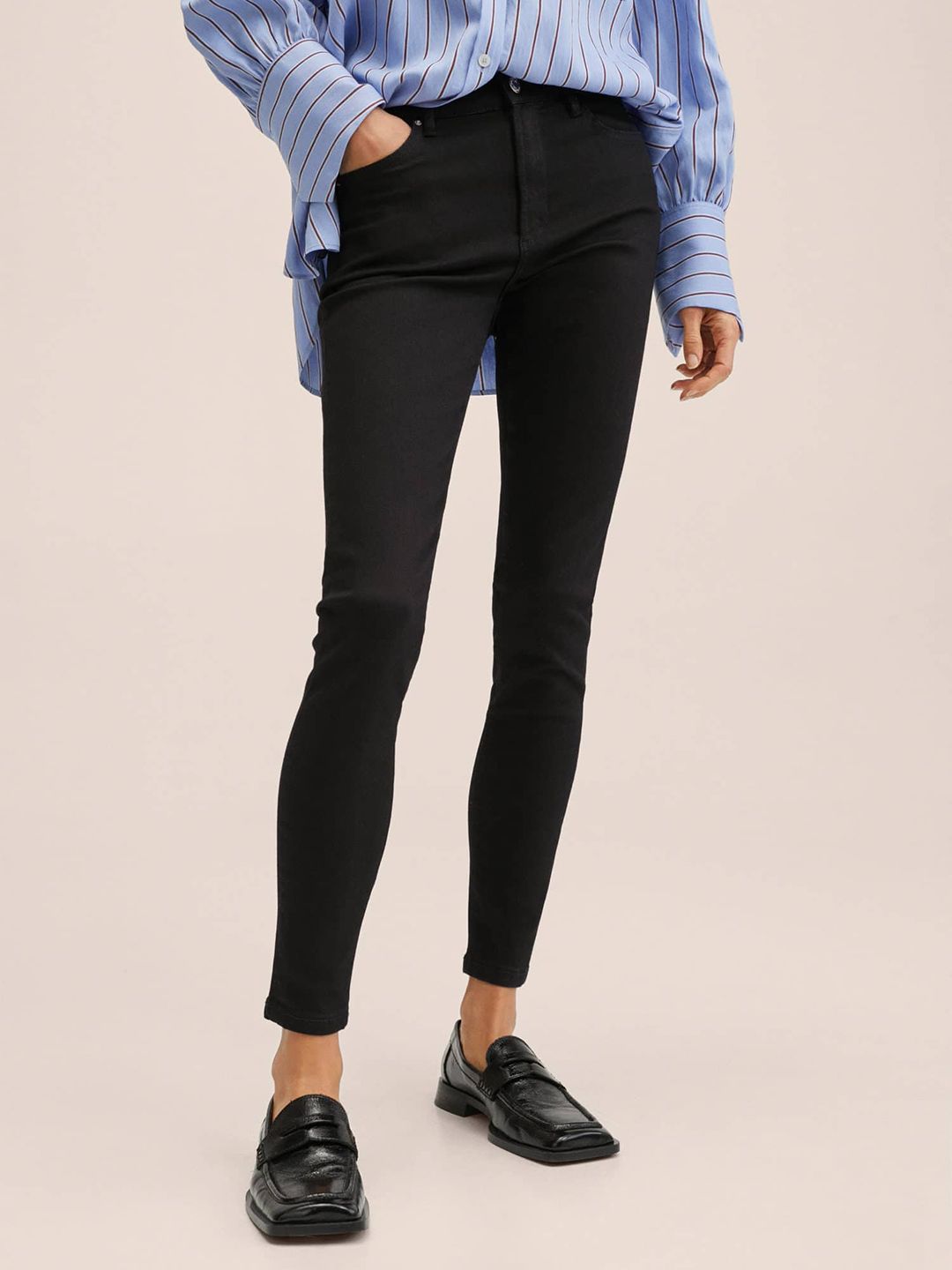 MANGO Women Black Skinny Fit Stretchable Jeans Price in India