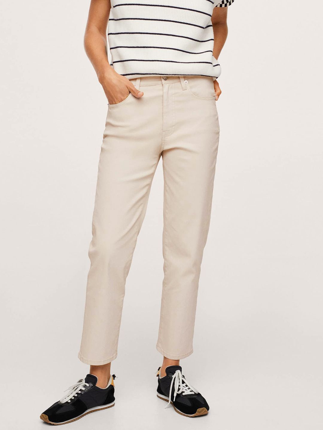 MANGO Women Off White Straight Fit Cropped Jeans Price in India