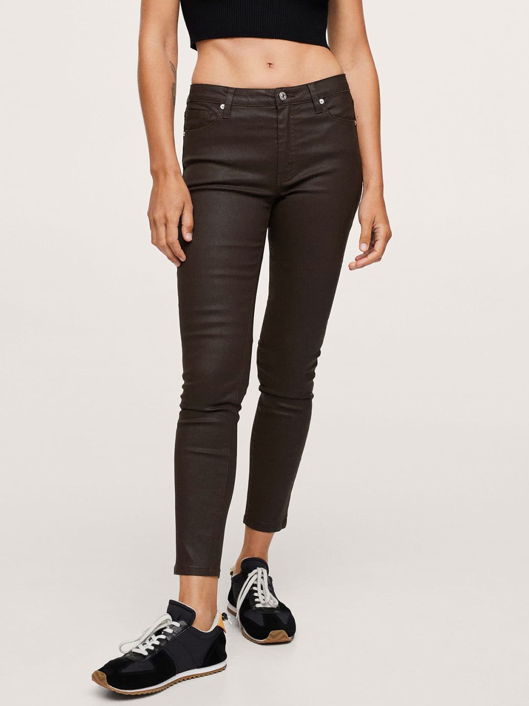 MANGO Women Black Skinny Fit Cropped Stretchable Jeans Price in India