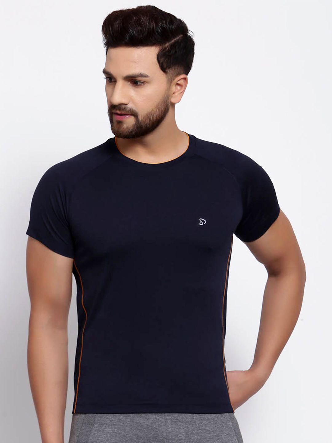 SPORTO Men Navy Blue Solid T-shirt