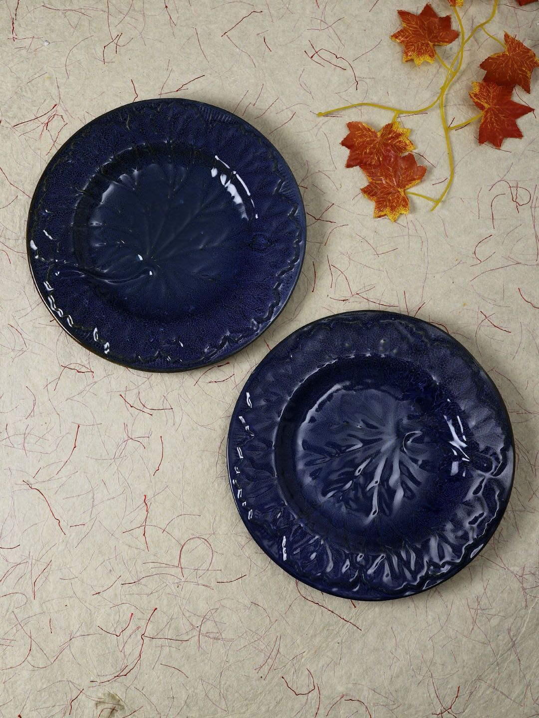 Aapno Rajasthan Set Of 2 Blue Textured Platter Price in India