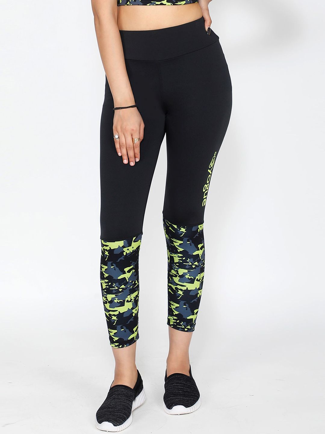 Yogue Activewear Women Black & Grey Printed Tights Price in India