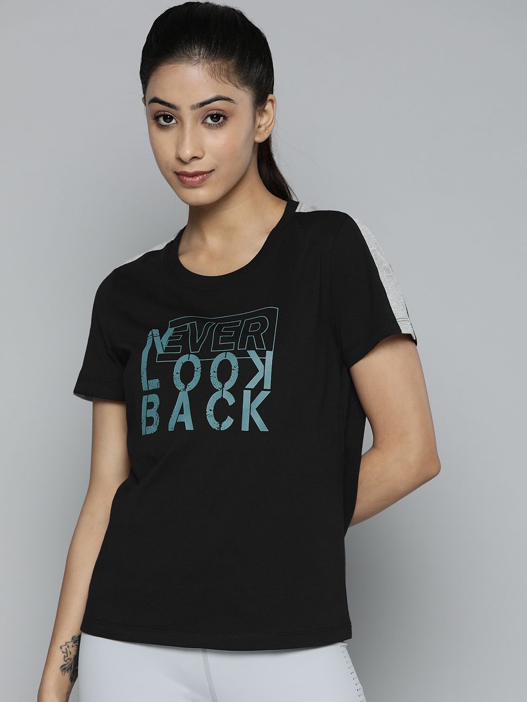 Alcis Women Black & Blue Typography Printed Slim Fit Training or Gym T-shirt Price in India