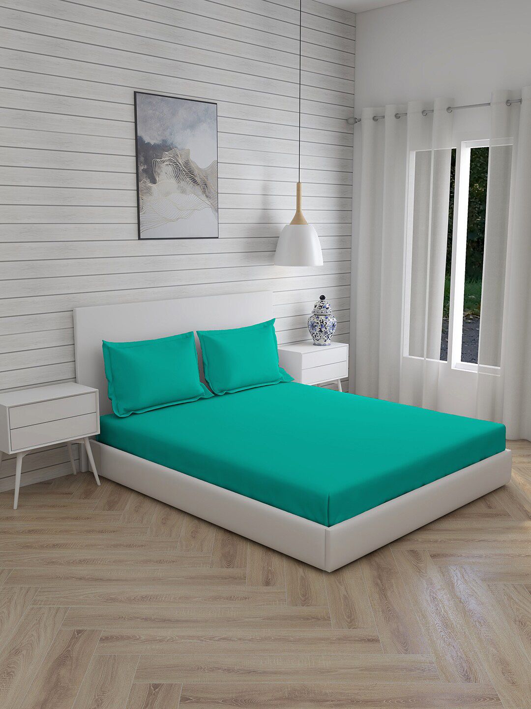 Layers Turquoise Blue 144 TC Cotton King Bedsheet with 2 Pillow Covers Price in India