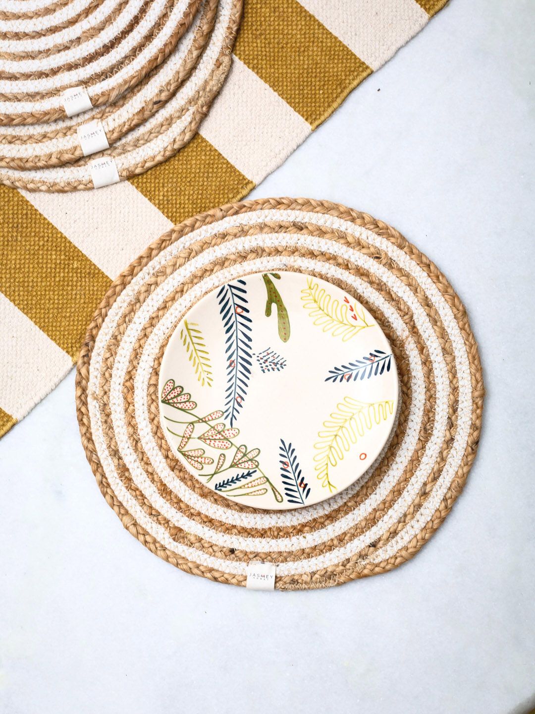 JASMEY HOMES White & Beige Set of 4 Round Jute Table Placemat Price in India