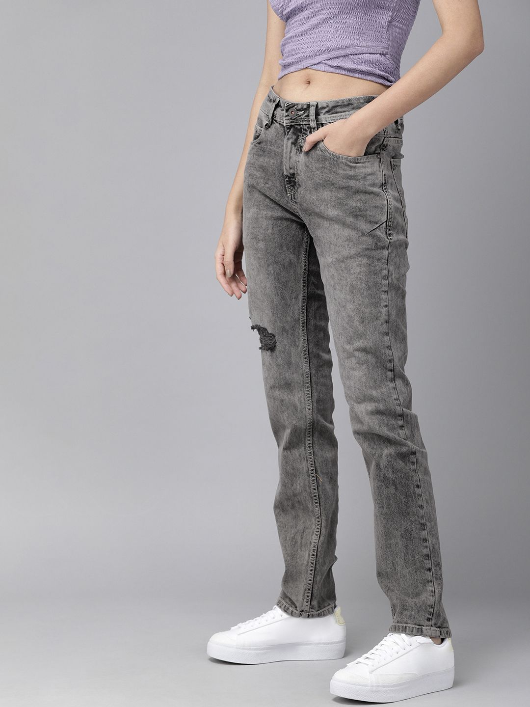 The Roadster Lifestyle Co. Women Charcoal Black Ripped Slim Tapered Fit Stretchable Jeans Price in India