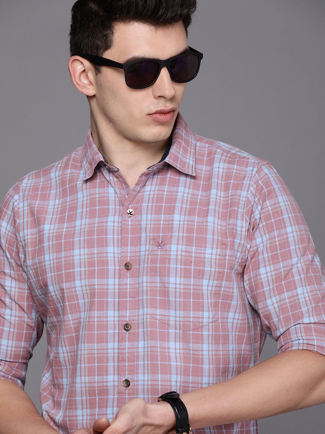 WROGN Men Blue & Pink Slim Fit Checked Pure Cotton Casual Shirt