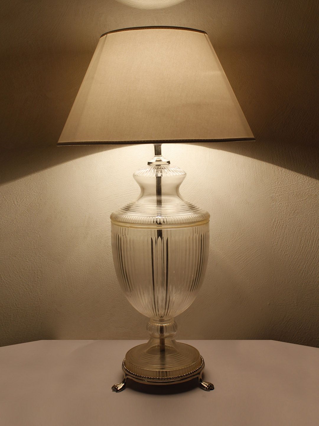 THE LIGHT STORE White Solid Contemporary Table Lamp with Shade Price in India