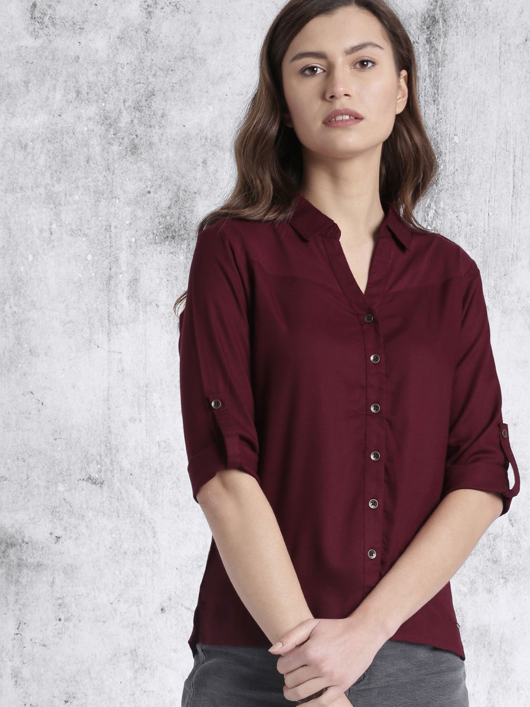 Roadster Women Maroon Regular Fit Solid Casual Shirt