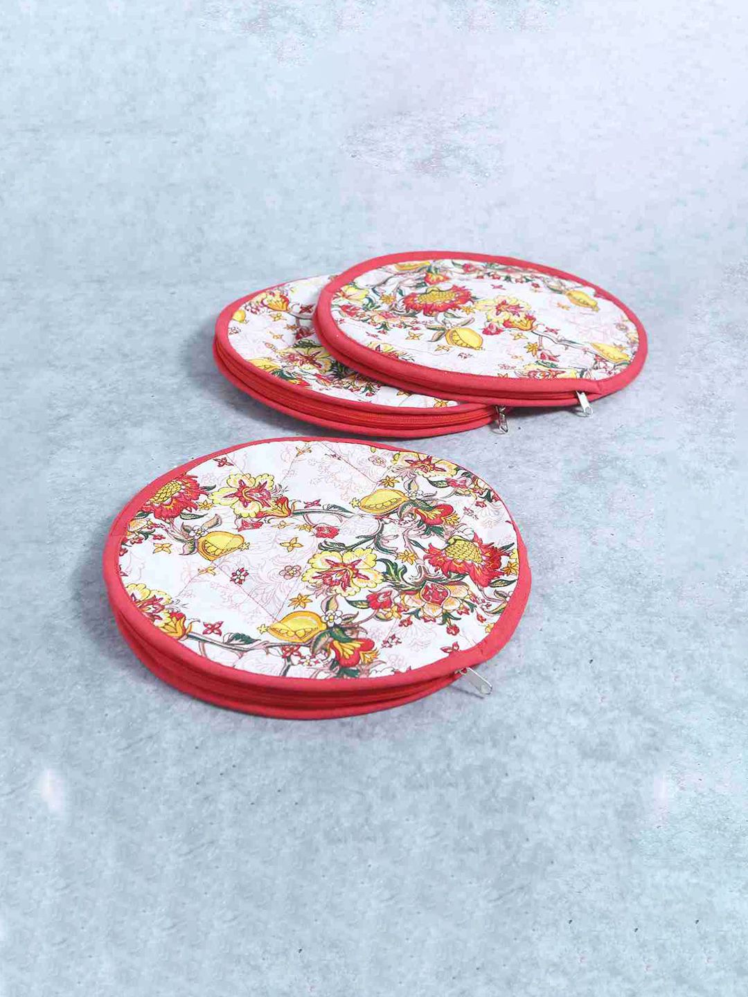 Wonderchef Como Set of 3 Red & White Printed Roti Covers with Zip Price in India