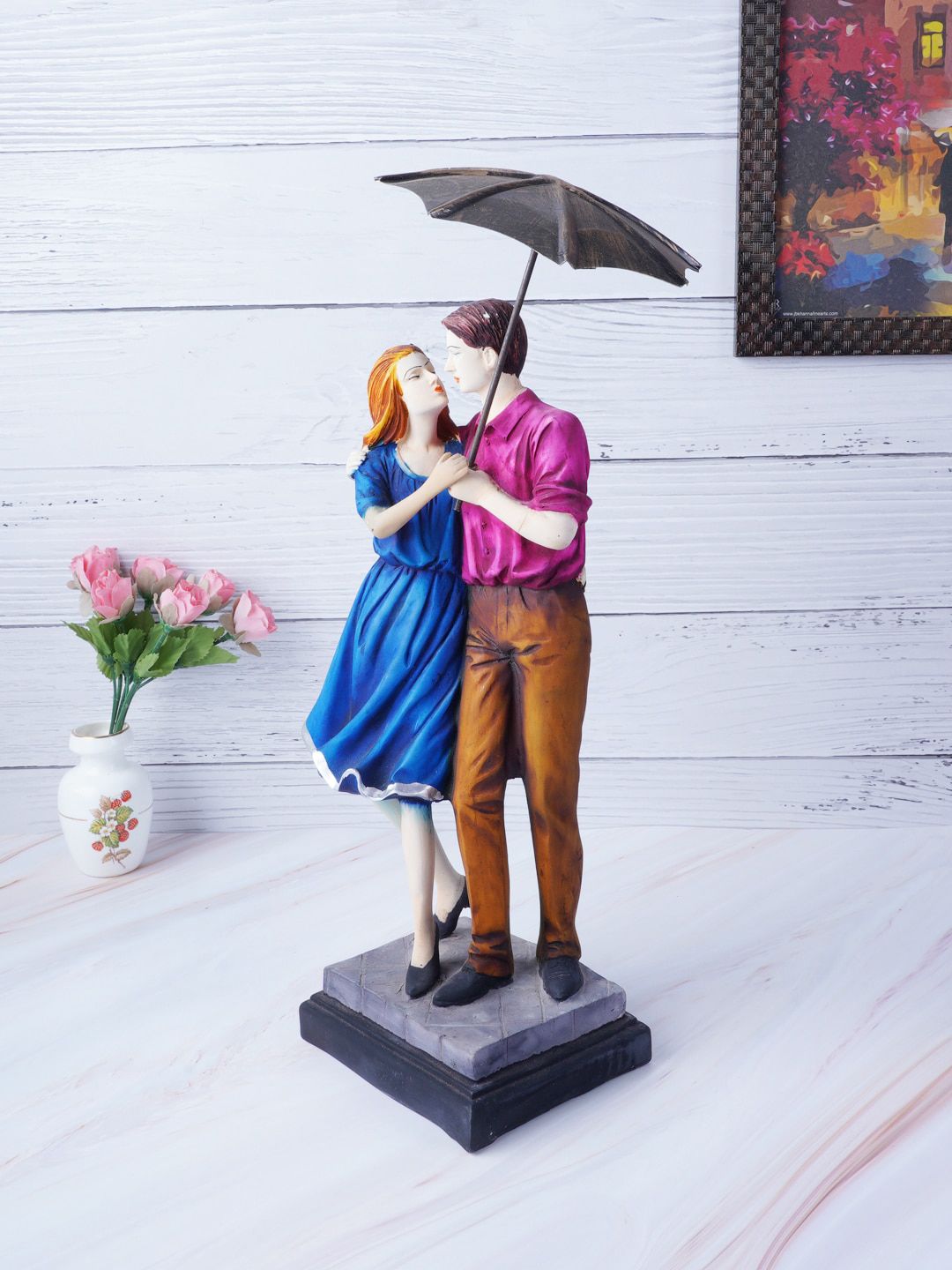 FASHIYANOO Red & Blue Umbrella Couple Showpiece Price in India