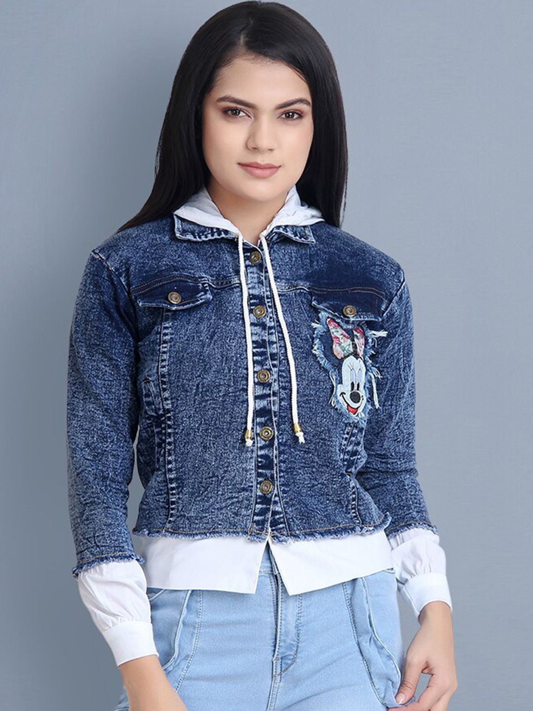 BUY NEW TREND Women Blue Washed Lightweight Denim Jacket with Patchwork Price in India