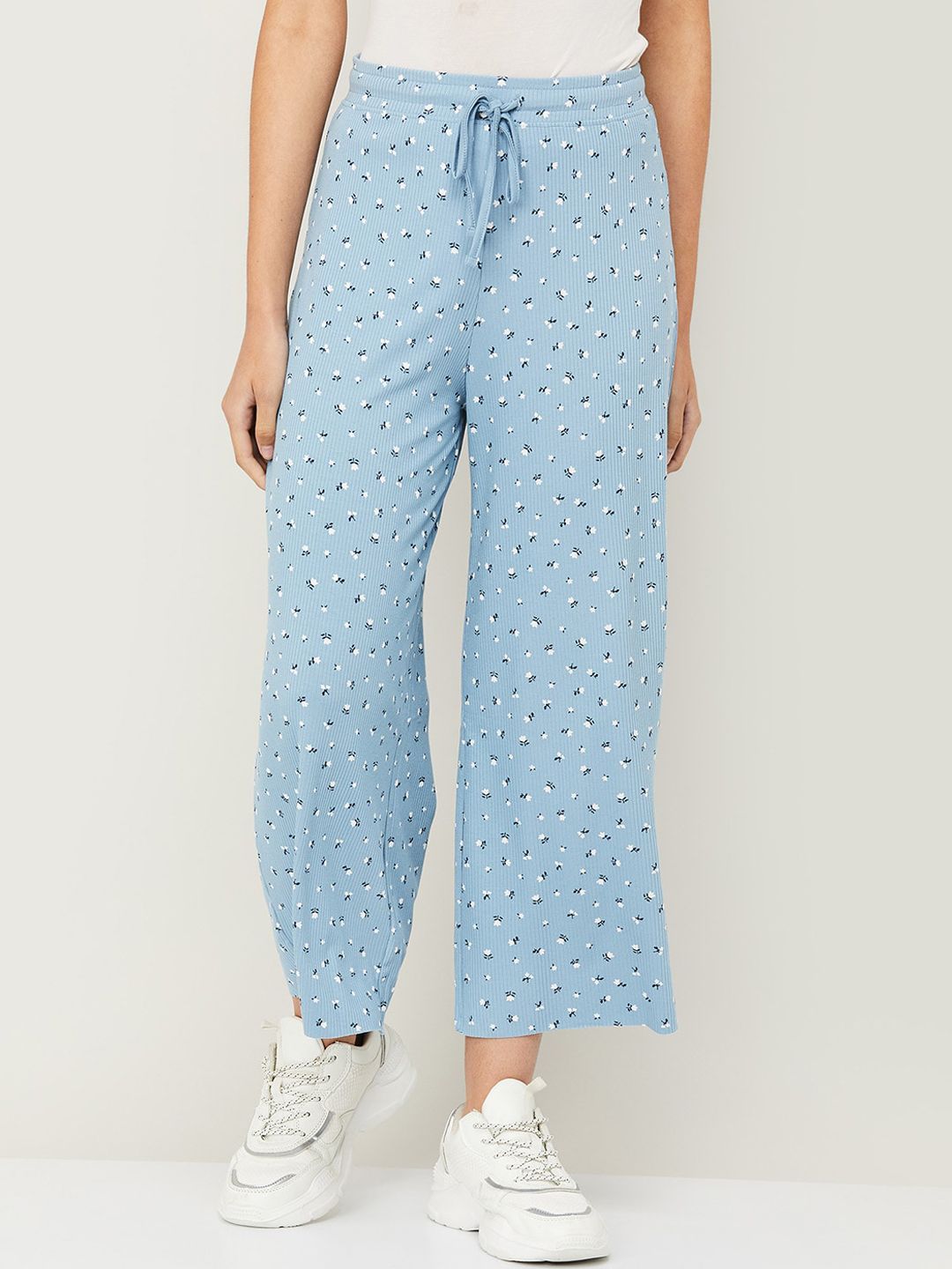 Ginger by Lifestyle Women Blue Floral Printed Trousers Price in India