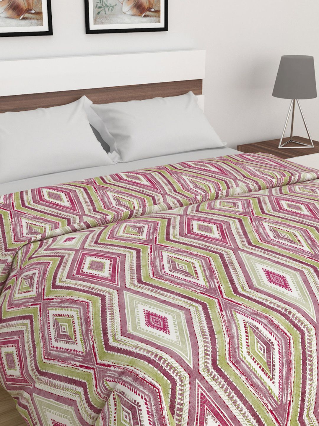 Home Centre Purple & Green Geometric Mild Winter Cotton Double Bed Comforter Price in India