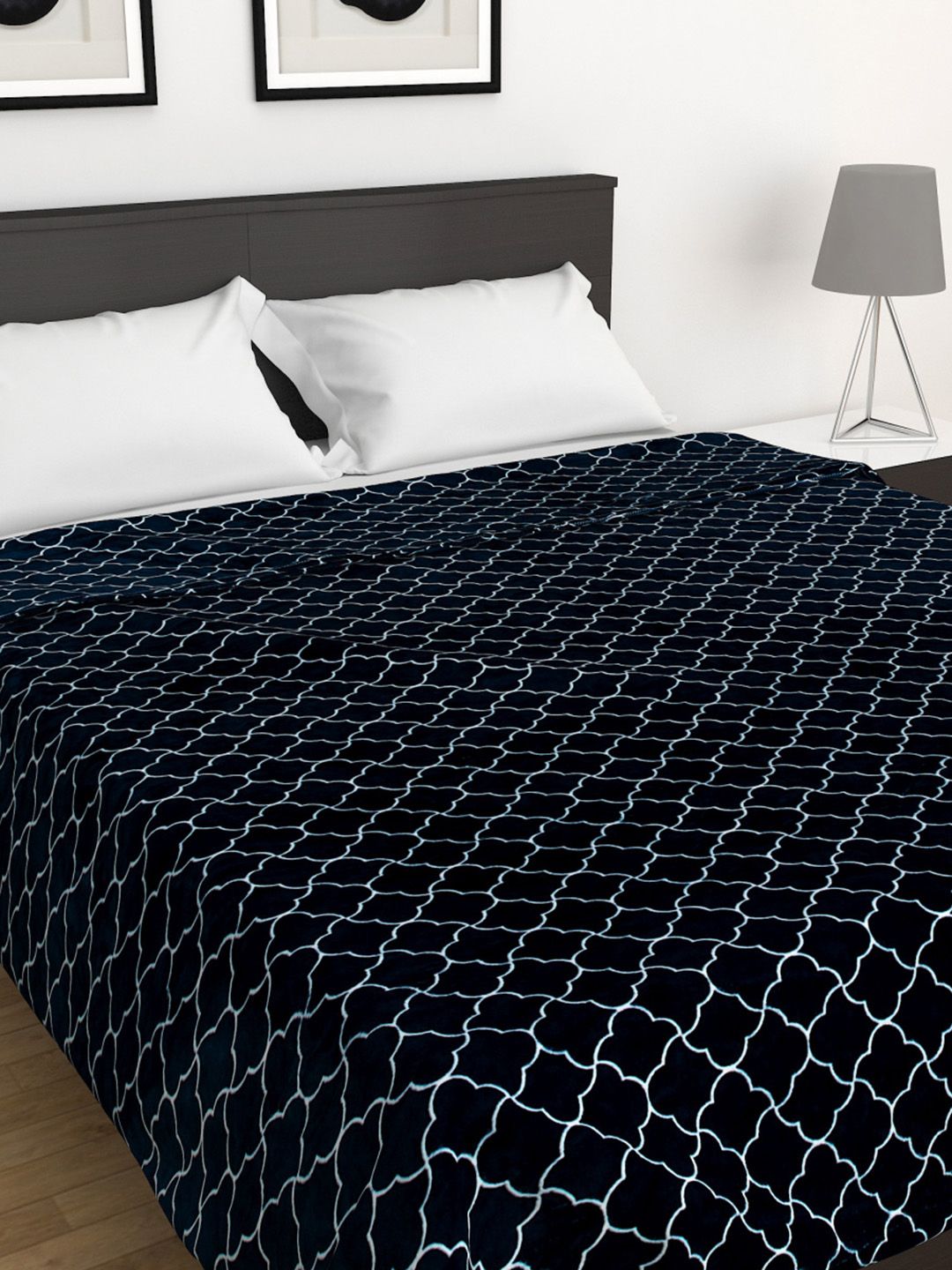Home Centre Navy Blue Mild Winter 210 GSM Double Bed Comforter Price in India
