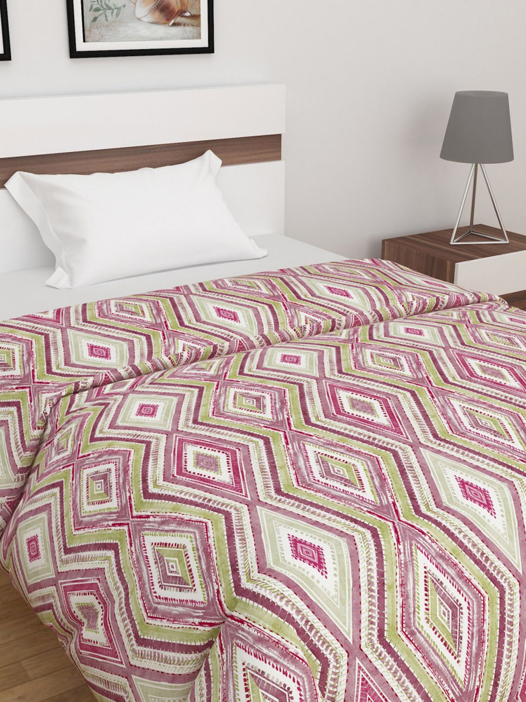 Home Centre Purple & White Geometric Mild Winter Single Bed Comforter Price in India