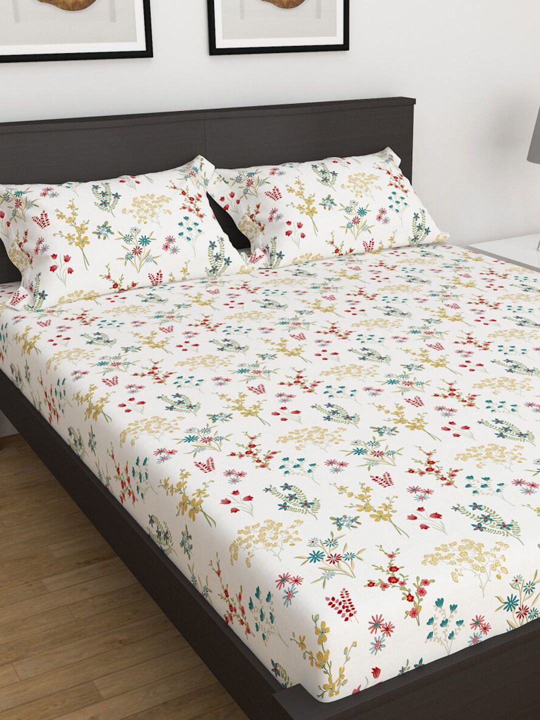 Home Centre White Floral 152 TC Single Bedsheet with 2 Pillow Covers Price in India