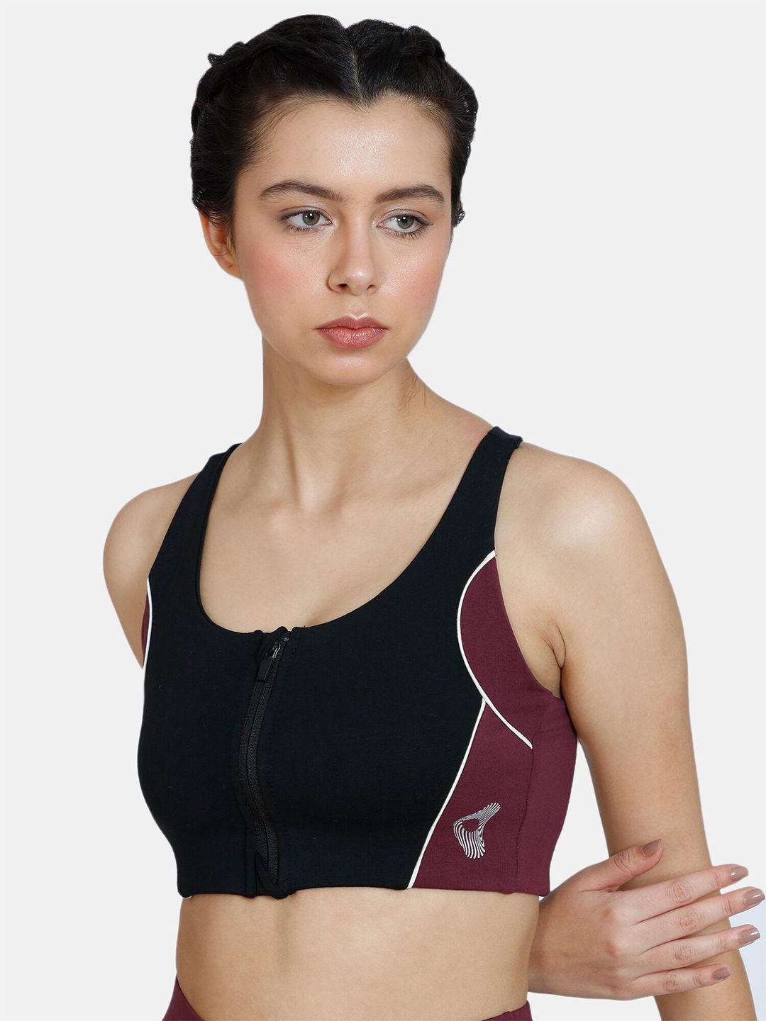Zelocity by Zivame Black & Maroon Non-Padded Colourblocked Workout Sports Bra ZC40DOFASH0 Price in India