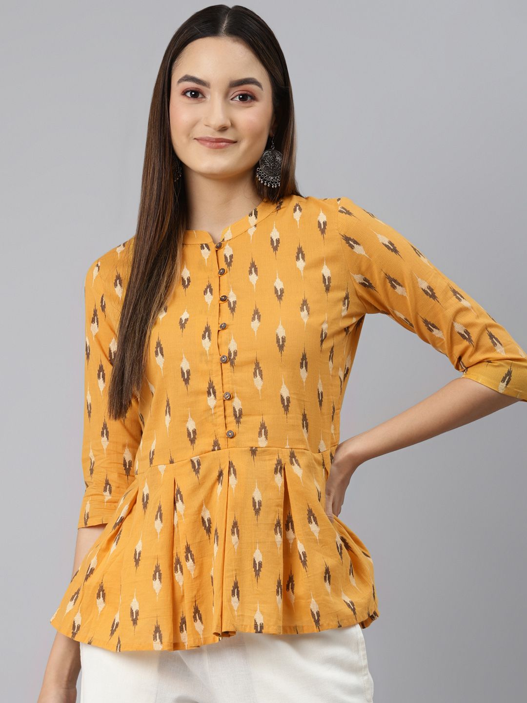 MALHAAR Mustard Yellow & Beige Geometric Printed Pleated Kurti