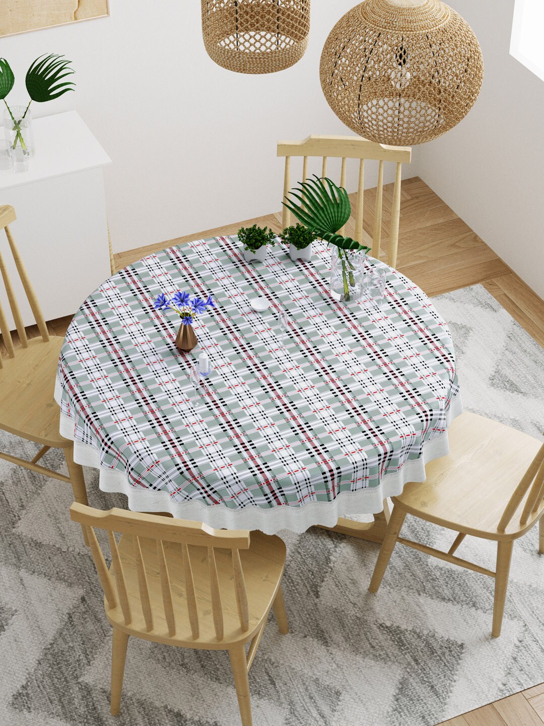 DREAM WEAVERZ Multicolor Checked 4 Seater Round Dining Table Cover Price in India