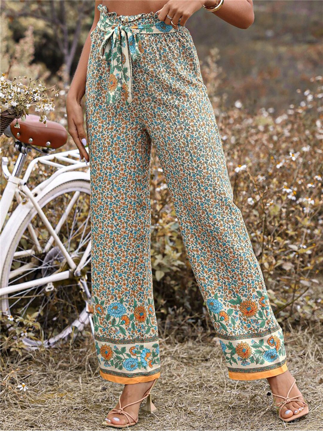 La Aimee Women Beige Floral Loose Fit Trousers