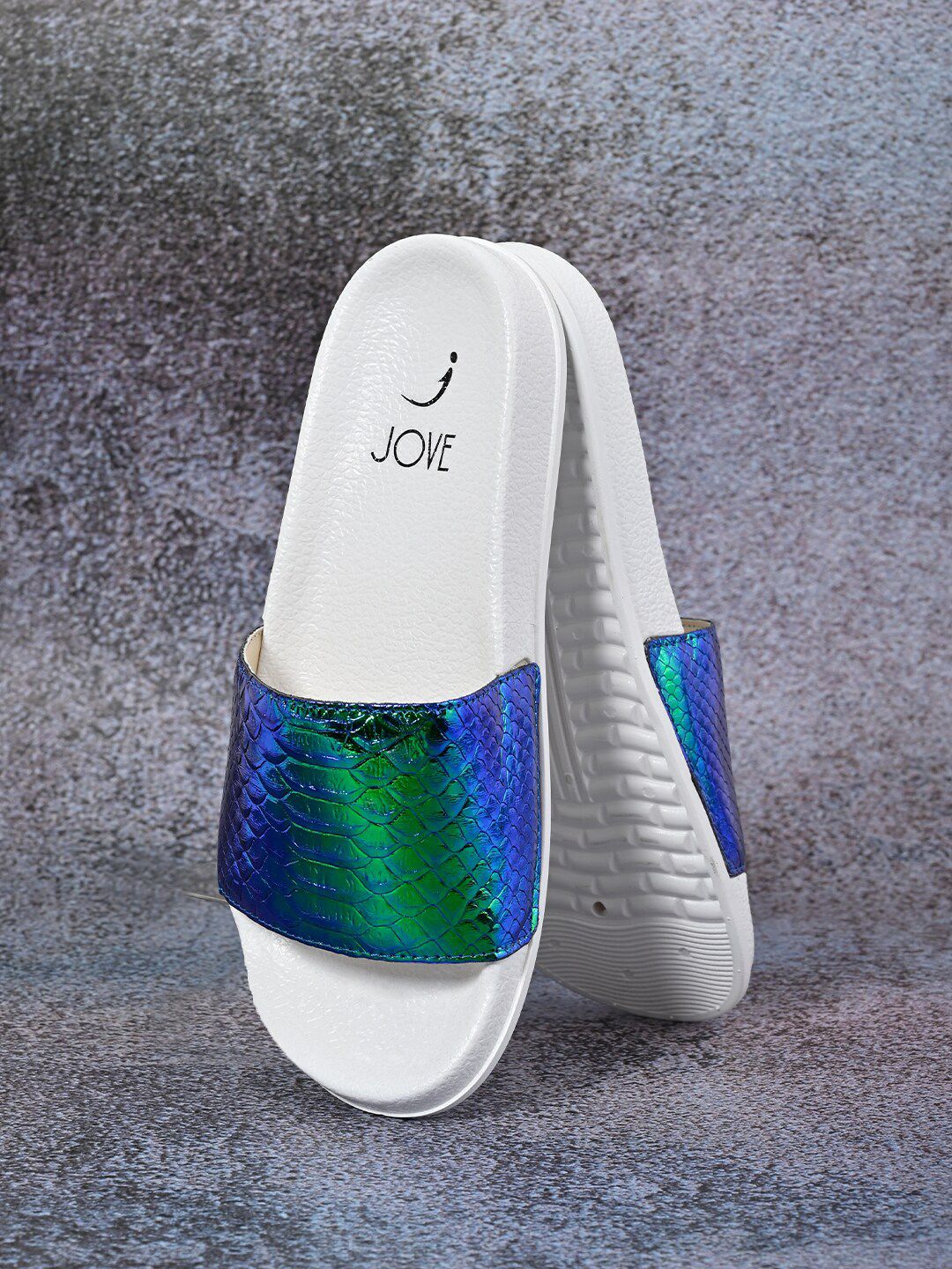 Jove Women Blue & Green Sliders Price in India