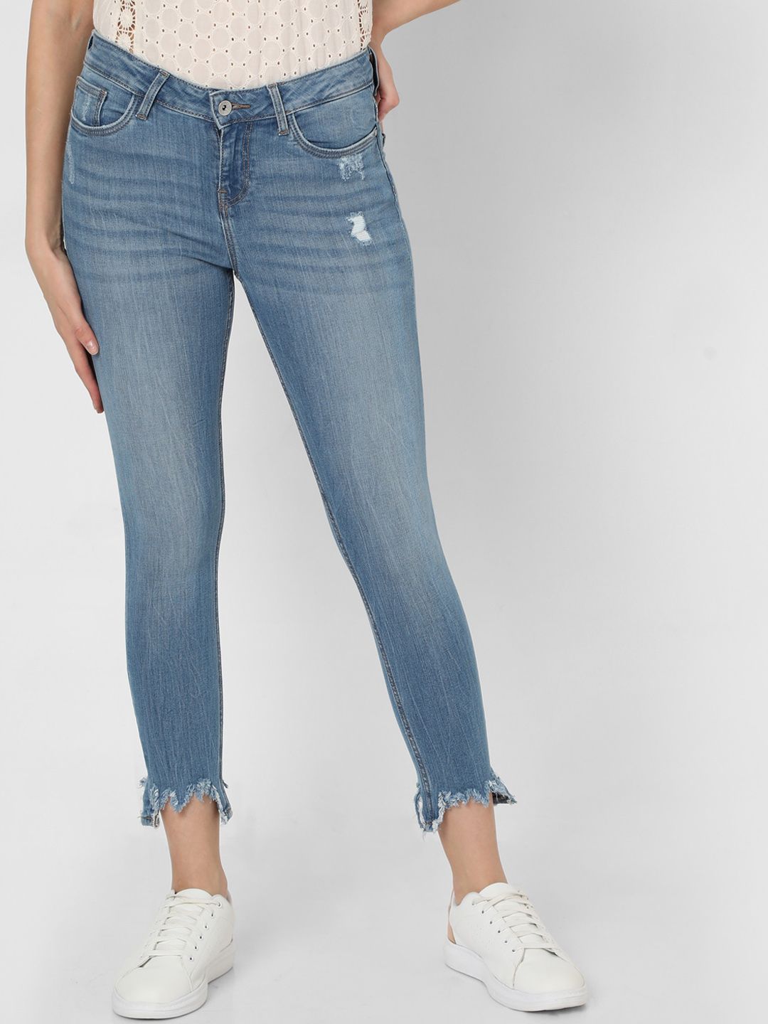 Vero Moda Women Blue Skinny Fit Low Distress Light Fade Stretchable Jeans Price in India