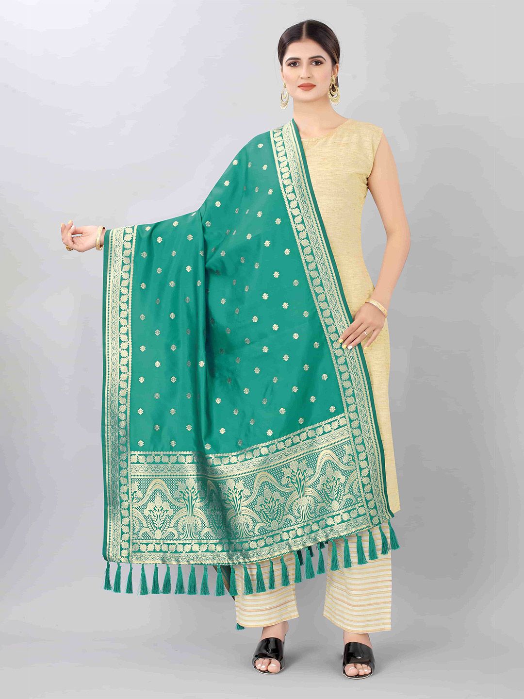 Silk Land Women Green & Gold-Toned Ethnic Motifs Jacquard Banarasi Dupatta Price in India