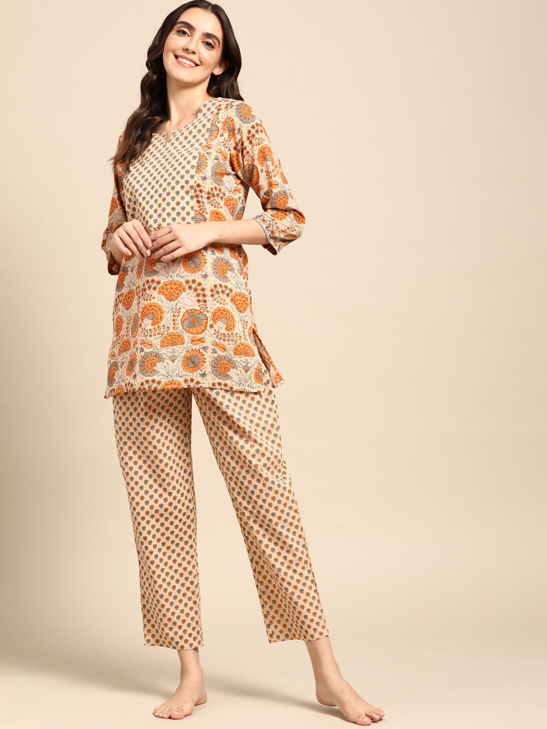 Prakrti Women Peach-Coloured & Orange Printed Pure Cotton Night suit Price in India