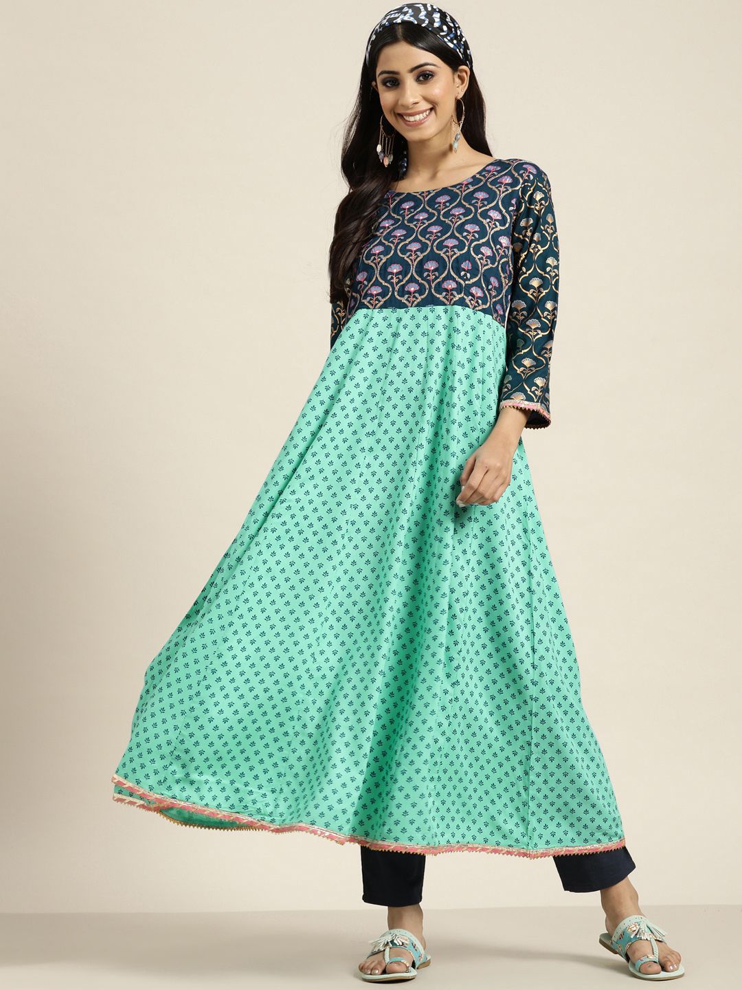 Sangria Green & Navy Blue Floral Printed Pure Cotton Anarkali Kurta Price in India