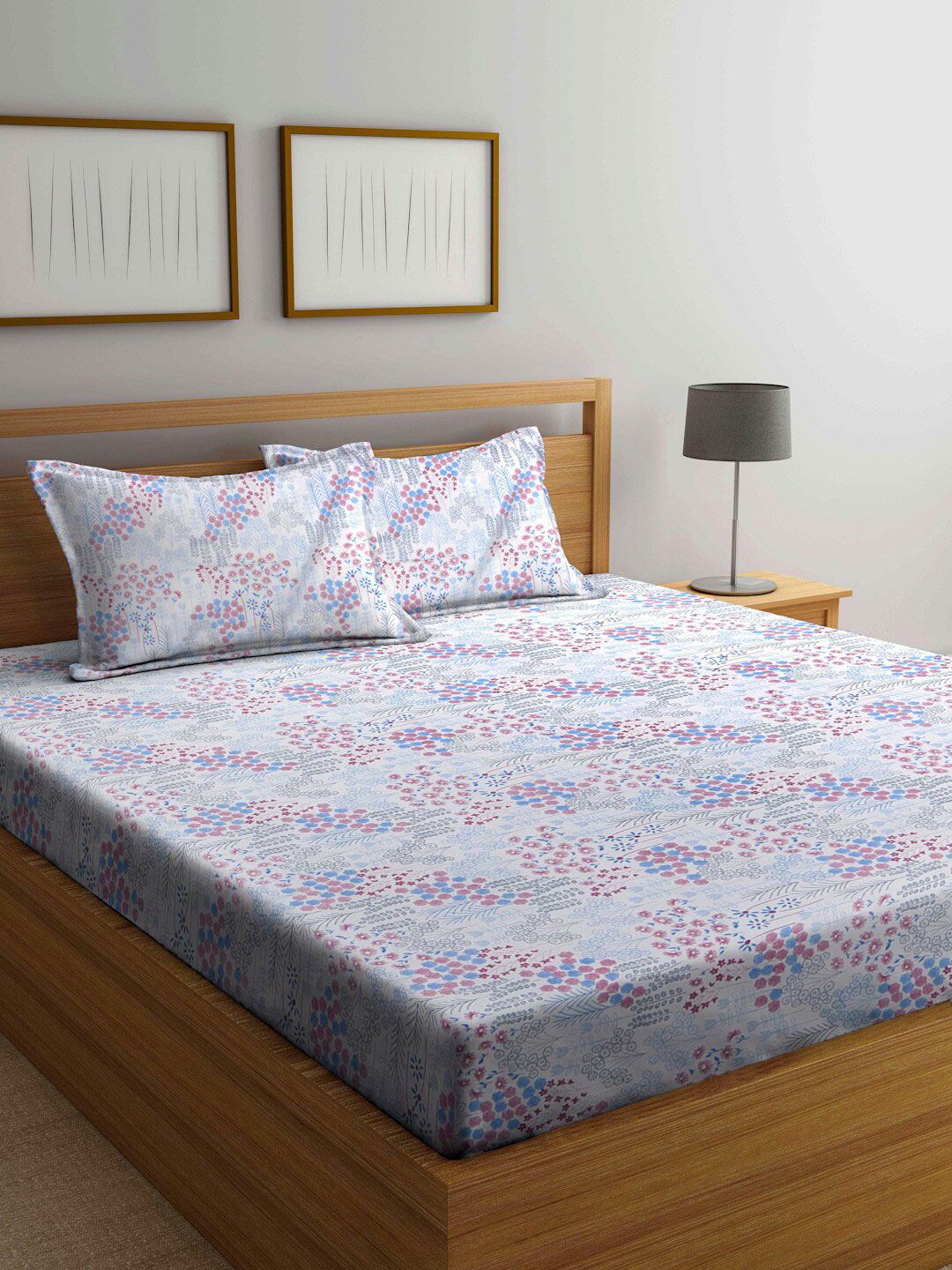 Arrabi White & Blue Floral 300 TC Super King Bedsheet with 2 Pillow Covers Price in India