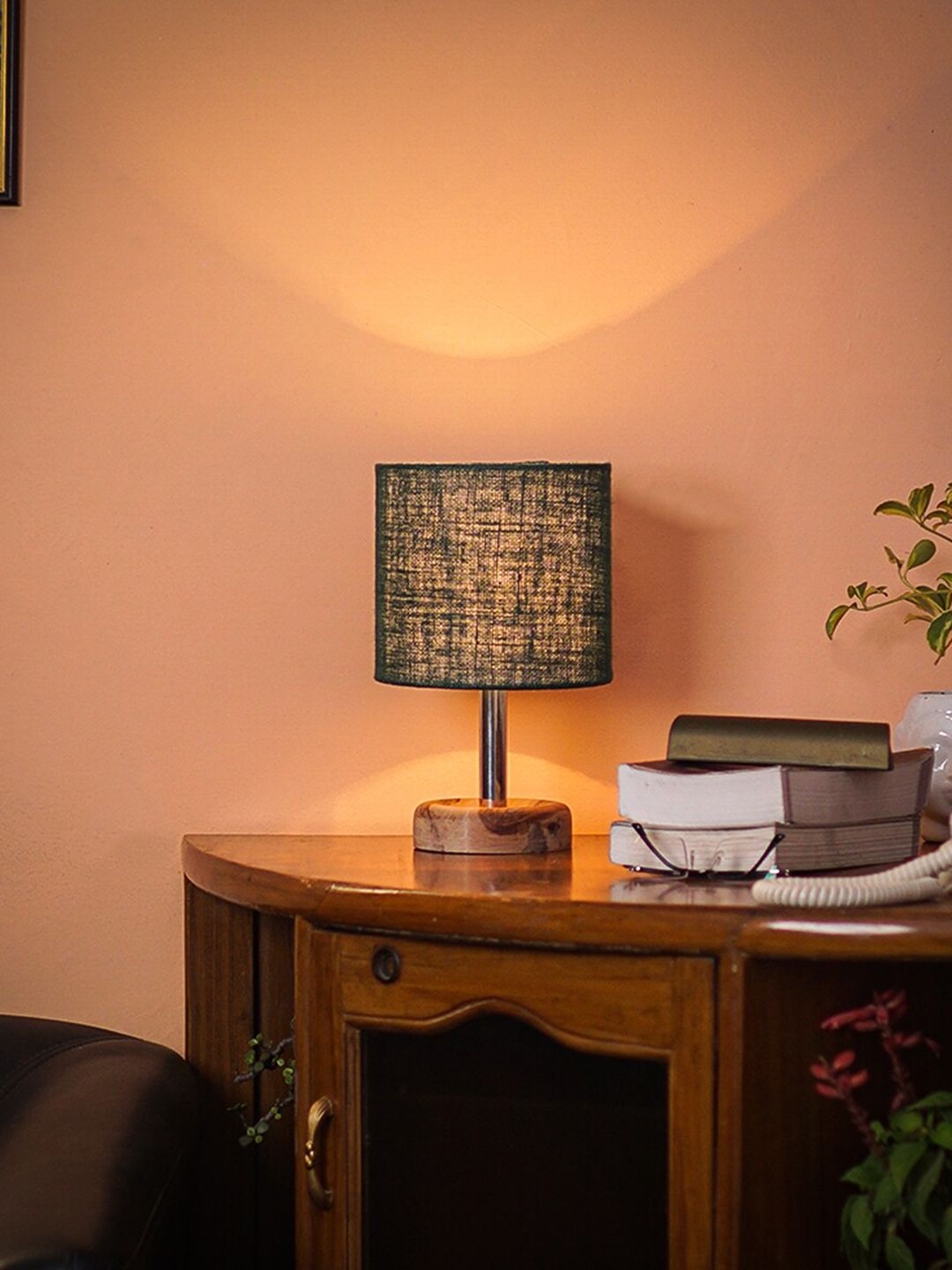 Pinecraft INTERNATIONAL Green & Tan Brown Contemporary Edra Table Lamp with Shade Price in India