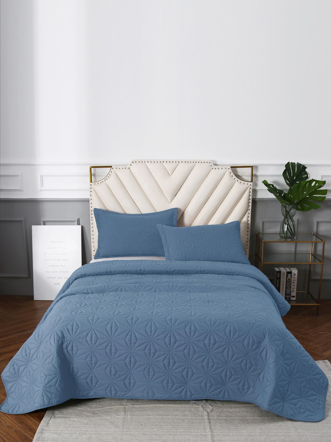 URBAN DREAM  Blue Solid Double Queen Size Quilted Bedcover With 2 Pillow Cover Price in India
