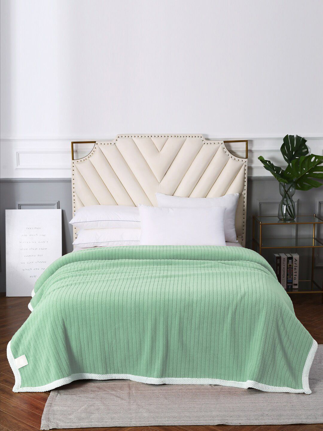 URBAN DREAM Green AC Room 210 GSM Double Bed Blanket Price in India