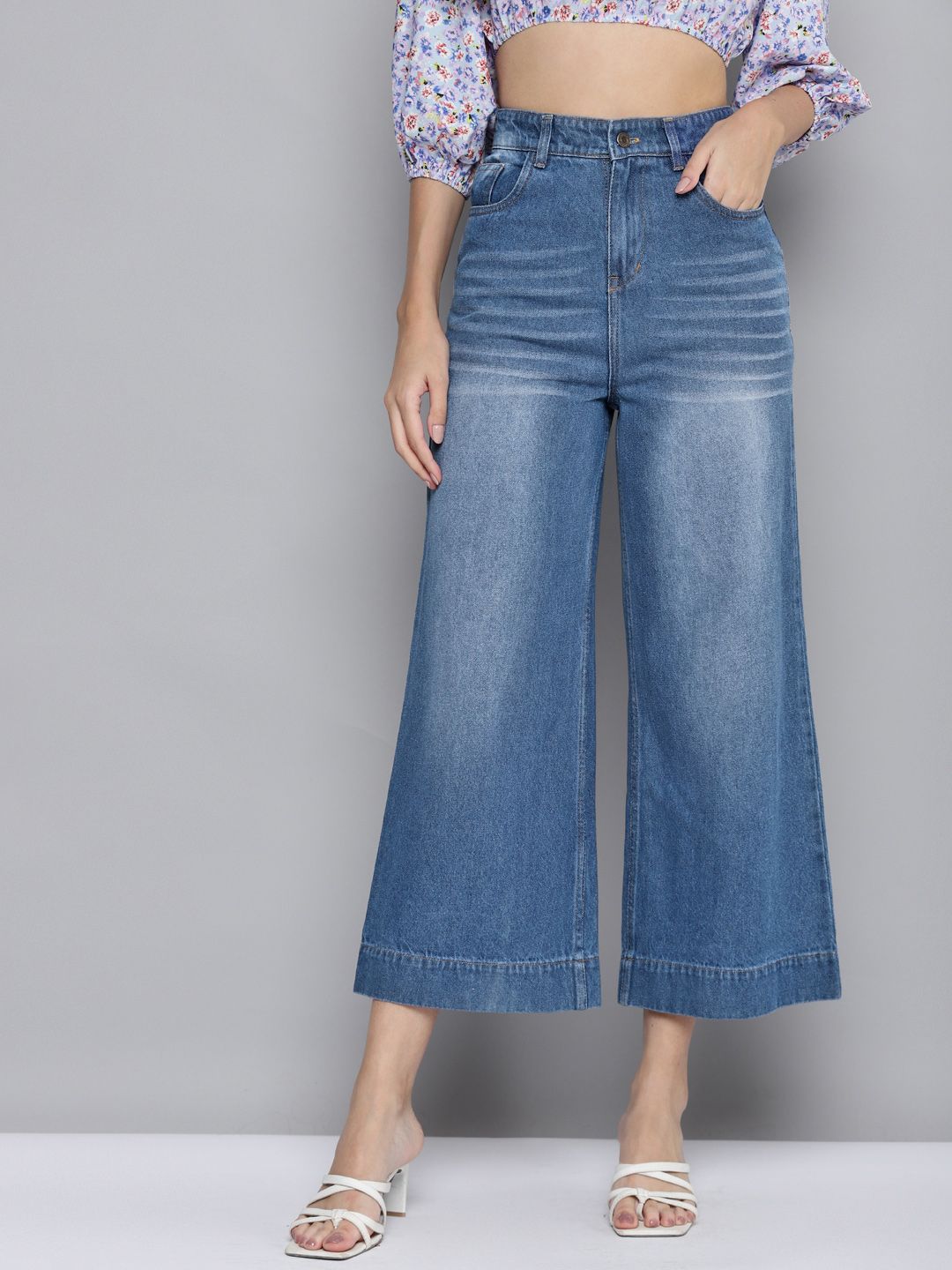 SASSAFRAS Women Blue Wide Leg High-Rise Light Fade Cotton Cropped Jeans Price in India