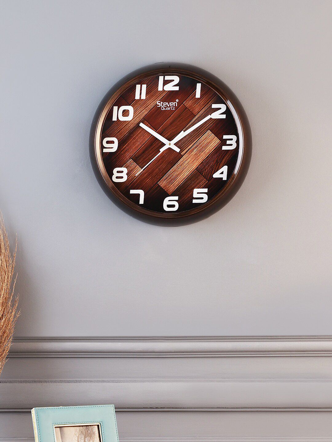 EXIM DECOR Brown & White 30.48 CM Traditional Analogue Wall Clock Price in India