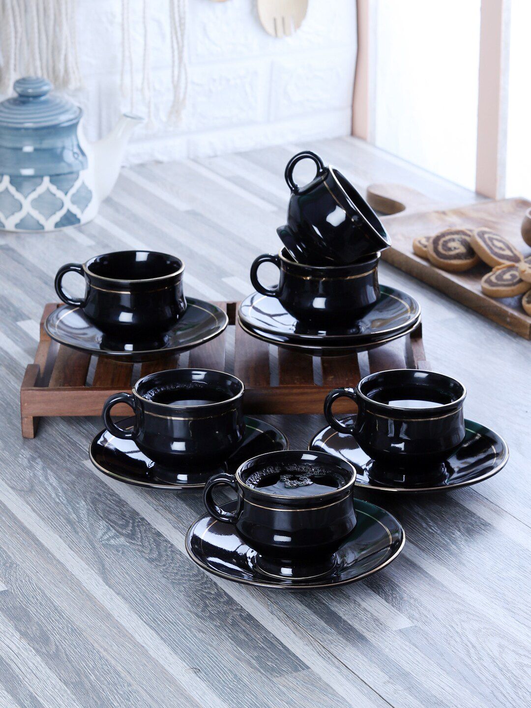 CDI 12 Pieces Black & Gold-Toned Solid Ceramic Glossy Cups and Saucers Set Price in India