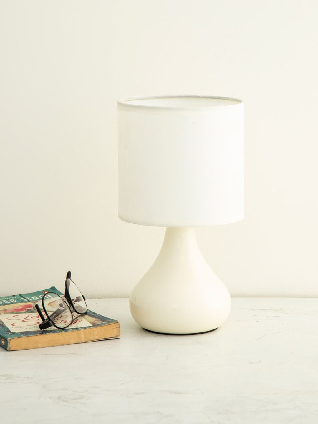 Home Centre White Solid Ambrose Corienth Contemporary Ceramic Table Lamp Price in India