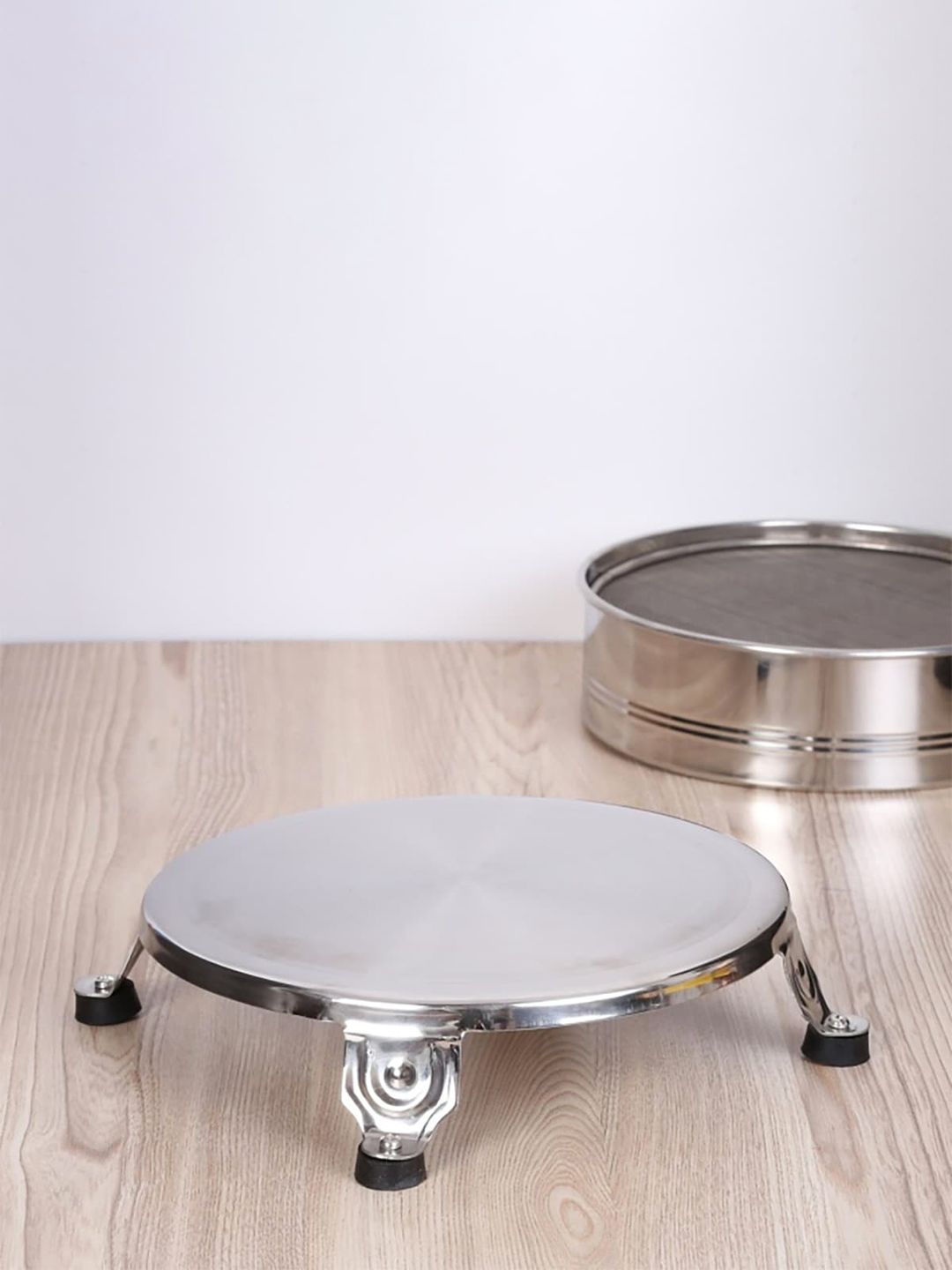 Home Centre Silver-Toned Solid Stainless Steel Glovia Polpat Price in India