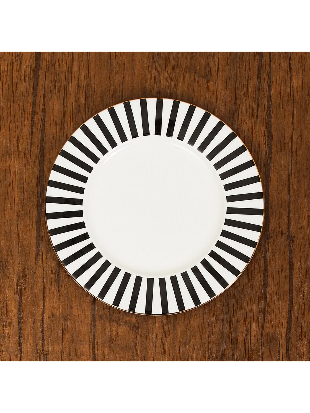 Home Centre White & Black 1 Pieces Printed Bone China Glossy Plates Price in India