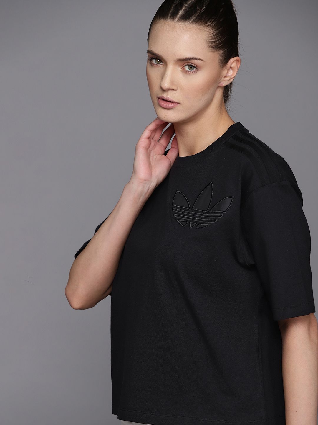ADIDAS Originals Women Black Brand Logo Pure Cotton Loose T-shirt Price in India