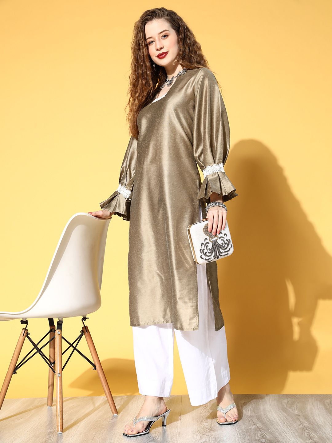 Shae by SASSAFRAS Women Charcoal Grey Puff Sleeves Kurta Price in India