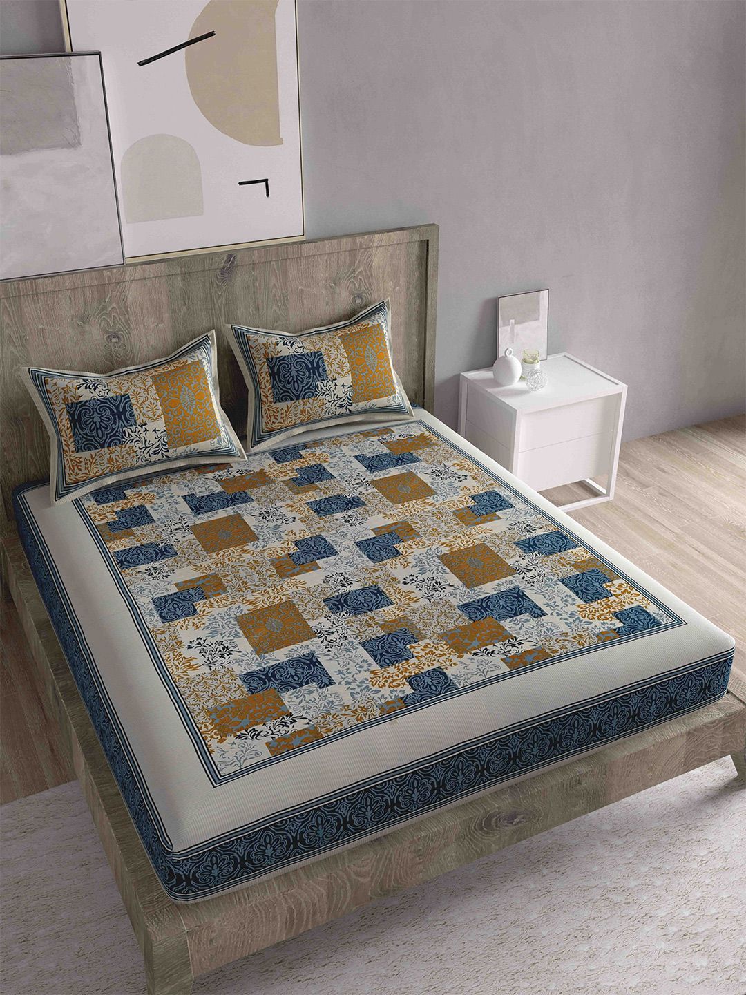 Spangle Cream-Coloured & Brown Cotton 260 TC King Bedsheet with 2 Pillow Covers Price in India