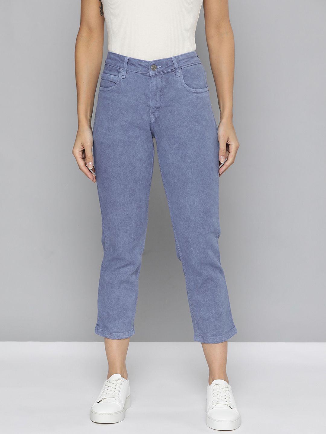 Harvard Women Blue Straight Fit Stretchable Jeans Price in India