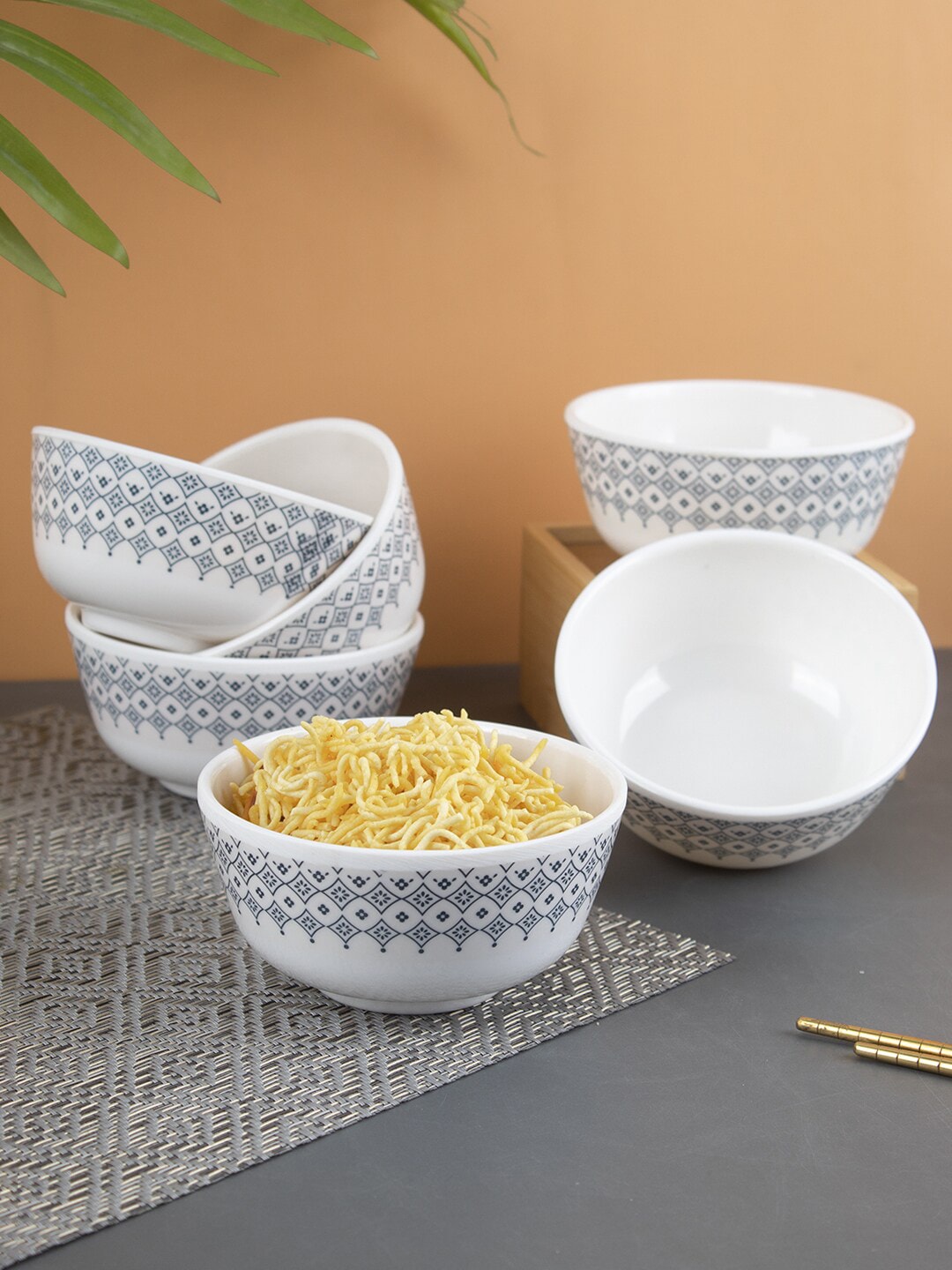MARKET99 White & Navy Blue 6 Pieces Printed Melamine Glossy Bowls Price in India